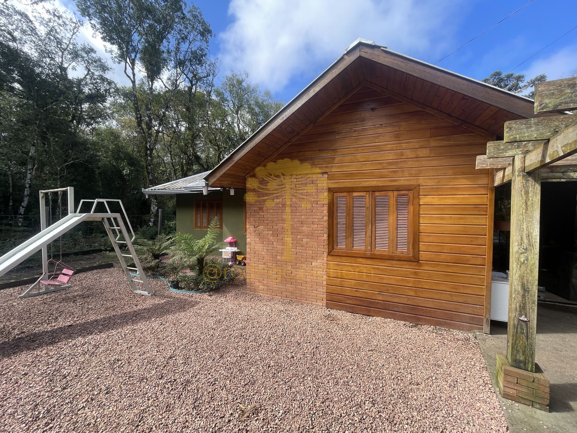 Casa + cabana à venda no Loteamento Colinas, em São Francisco de Paula, em uma região tranquila e cercada pela natureza. — foto 3