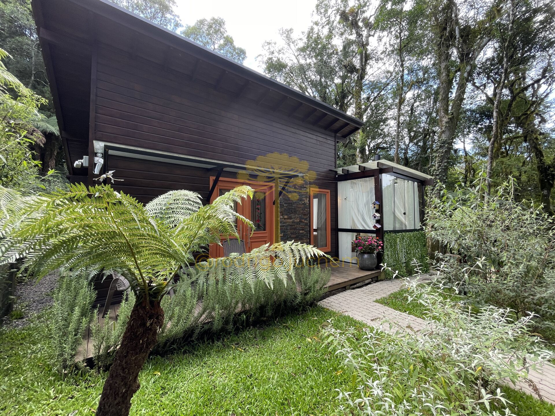 Duas cabanas pronta para rentabilizar!